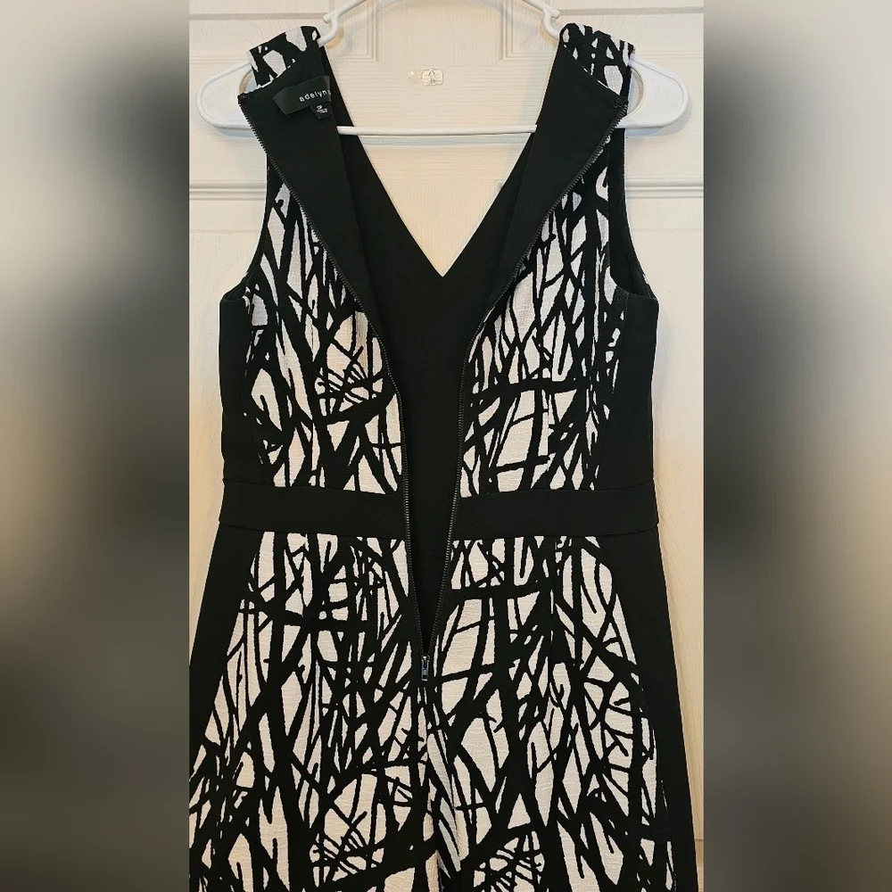 Adelyn Rae Wilbur Textured Romper/Size Small